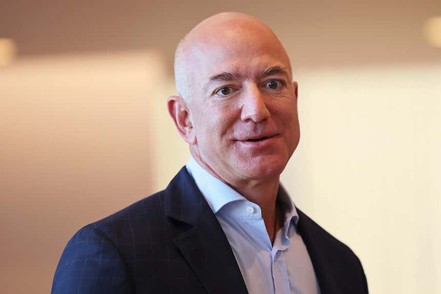 Jeff Bezos spars with White House over gasoline prices - Vimarsana News