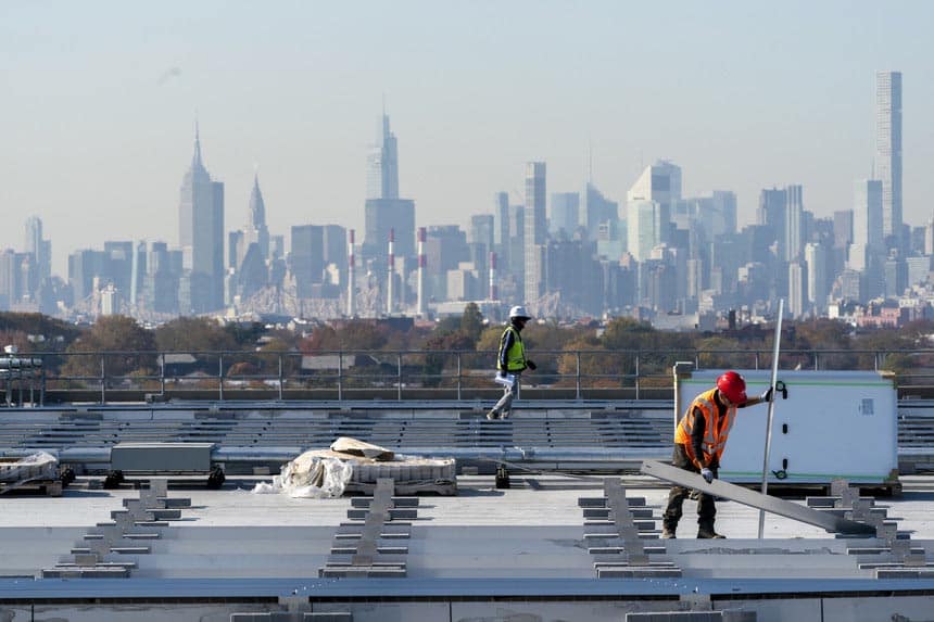 Clean energy transition gains speed, despite global tumult - Vimarsana News